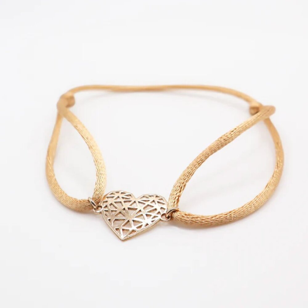 18k Gold Heart Bracelet - Picture 2 of 6